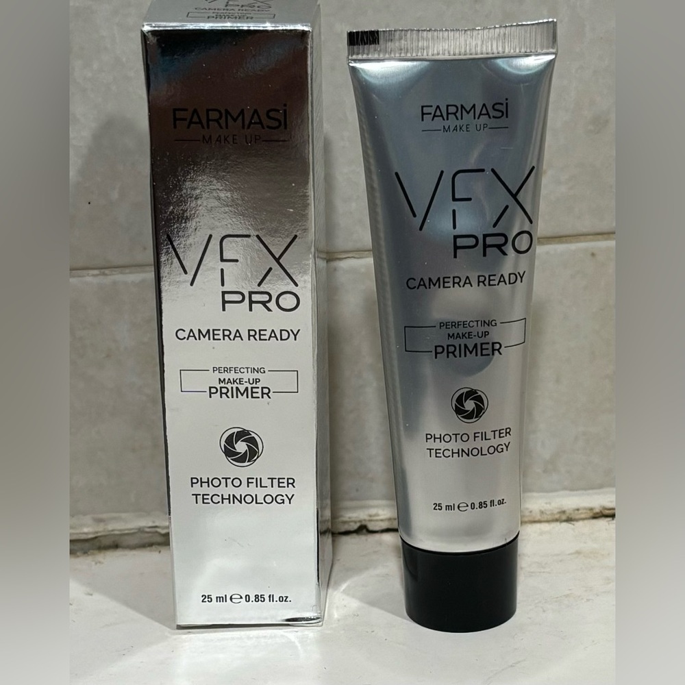 Farmasi VFX Pro Camera Ready Primer - Silver and Black